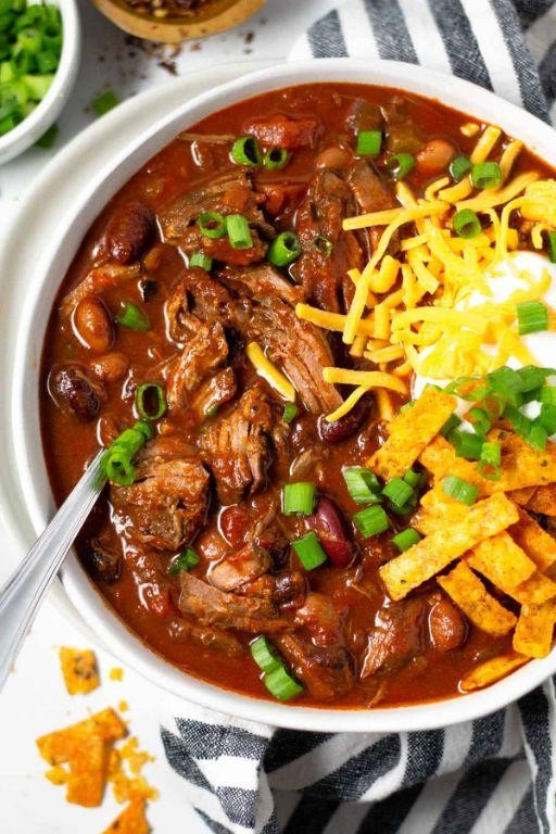 Tangy Tomato-Based Beef Rib Chili