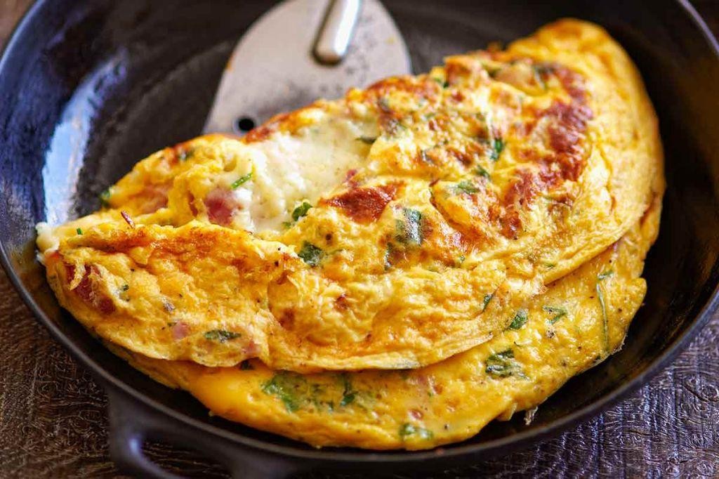 Tasty Ham and Cheese Omelette