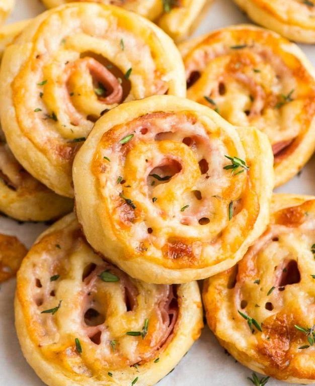 Tasty Ham and Cheese Pinwheels