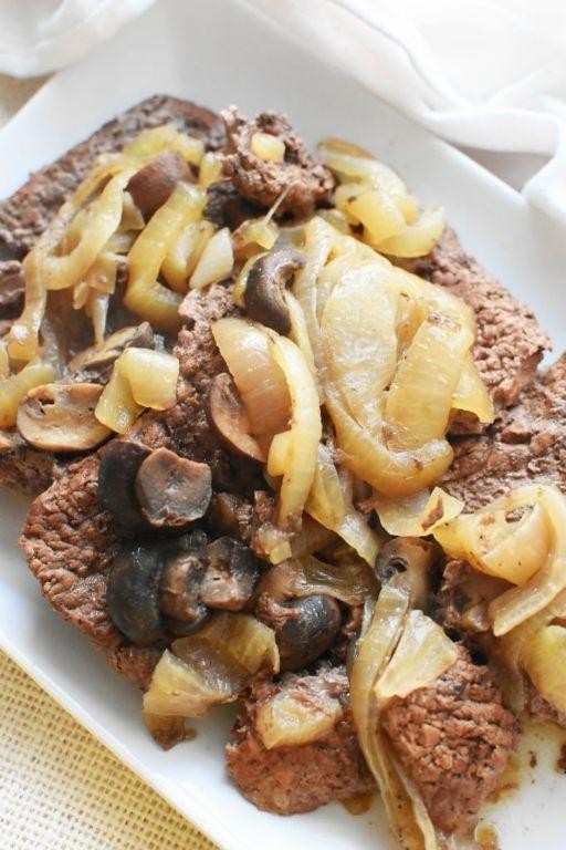 Tender Slow Cooked Cubed Steak and Onions