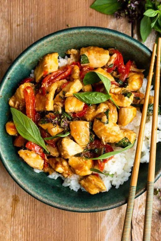 Thai Basil Bell Pepper Stir Fry