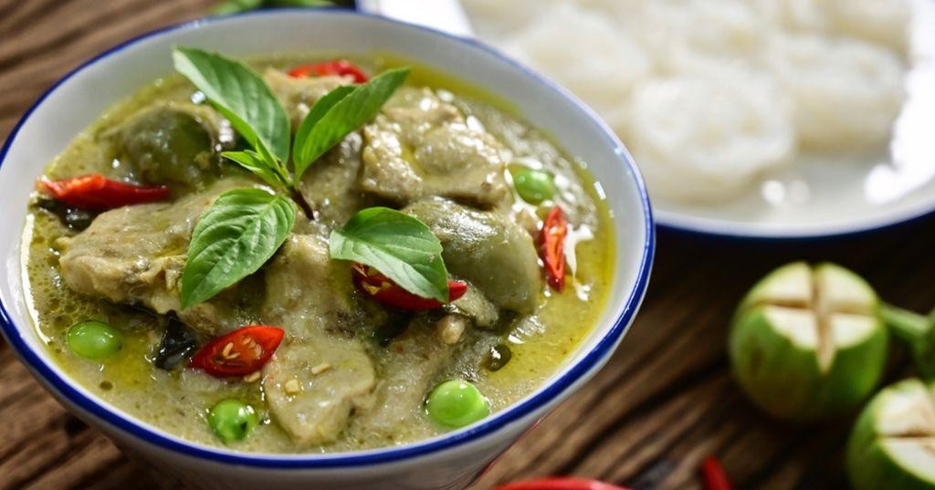 Thai Green Curry Chicken with Sticky Rice