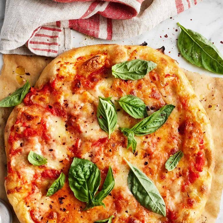 Thin Crust Pizza Margherita with Basil