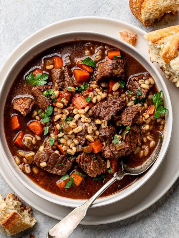Thyme-Infused Beef Barley Meal