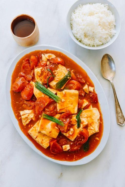 Tofu and Tomato Stir-Fry