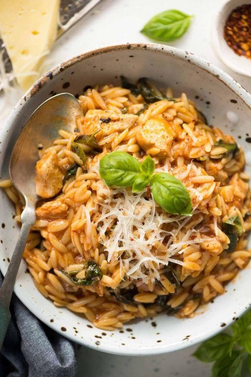 Tomato Basil Orzo with Grilled Chicken