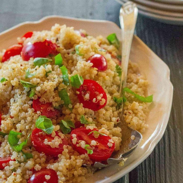 Tomato and Basil Quinoa Bowl