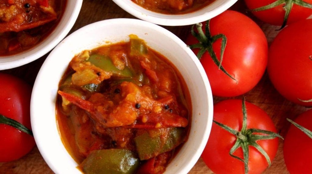 Tomato and Red Pepper Curry