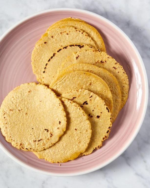Traditional corn tortillas using masa harina