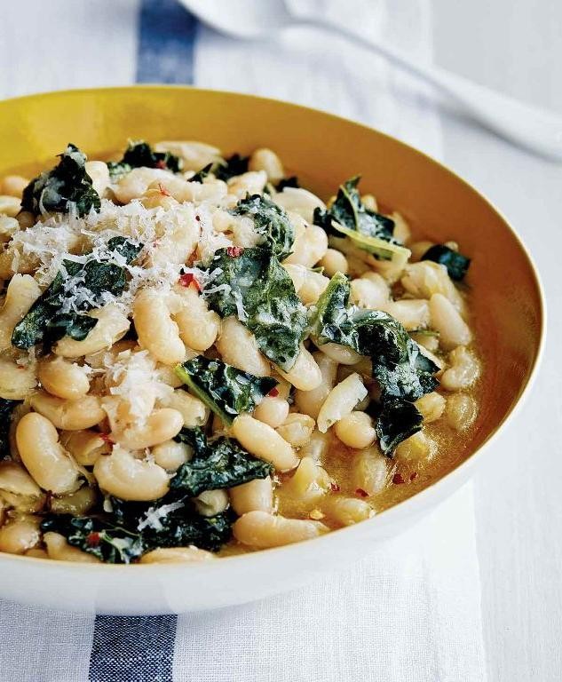 Tuscan Kale and Cannellini Baked Ziti