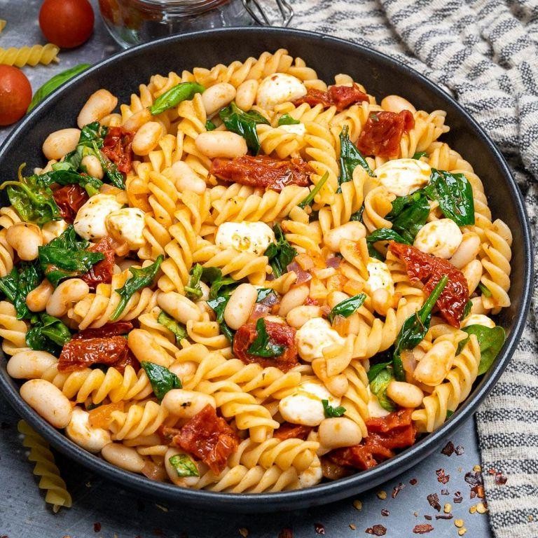 Tuscan White Bean Pasta Delight