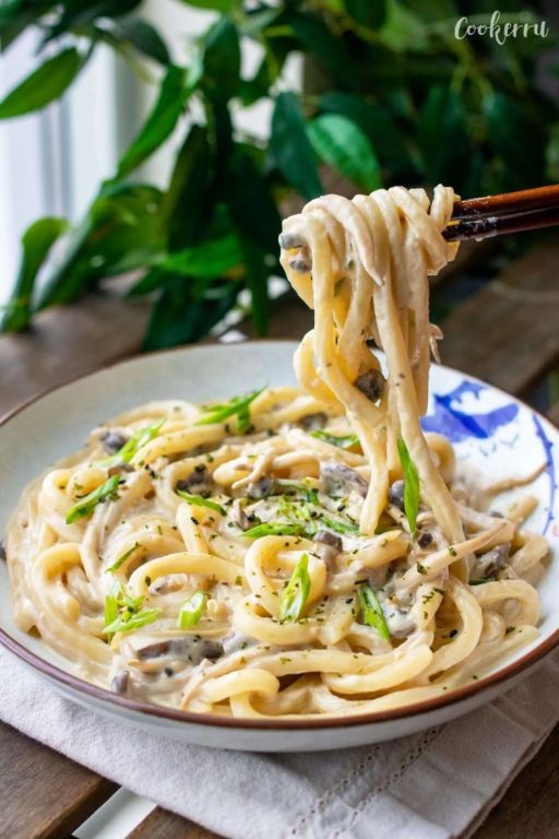Udon Noodles with Miso and Mushrooms