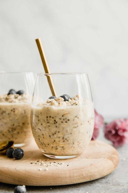 Vanilla Almond High Protein Overnight Oats