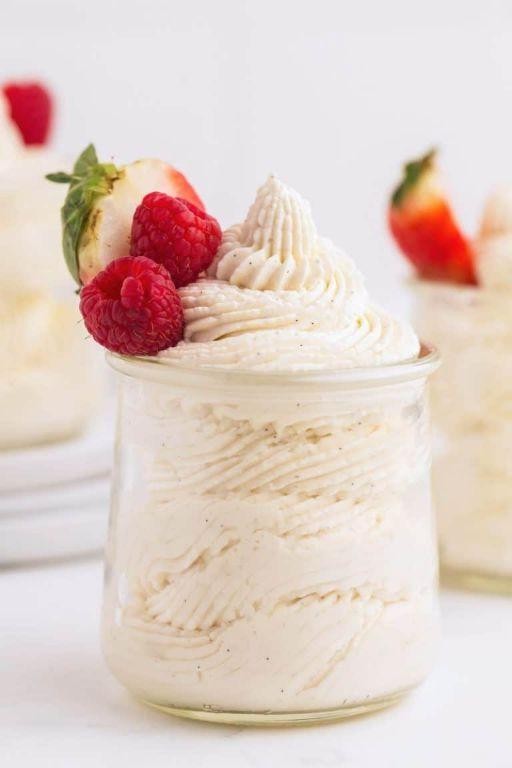 Vanilla Bean Jello with Whipping Cream