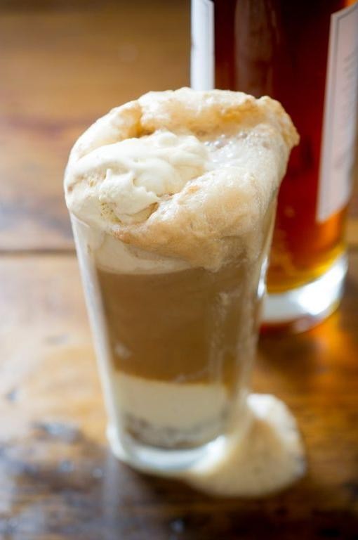 Vanilla Bourbon Root Beer Float