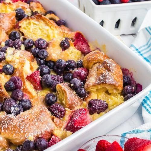 Vanilla Custard and Berry Casserole