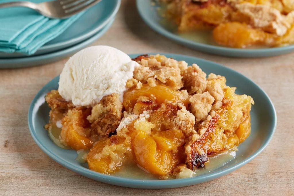 Vanilla Peach Bourbon Dump Cake