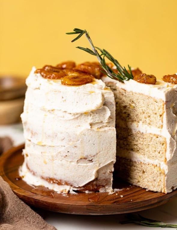 Vegan Banana Cake with Maple Frosting