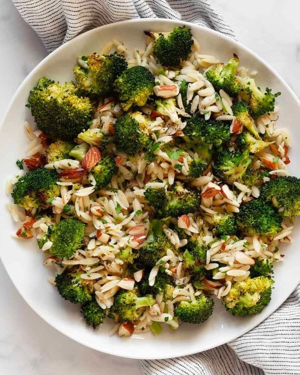 Vegan Orzo with Broccoli and Almonds