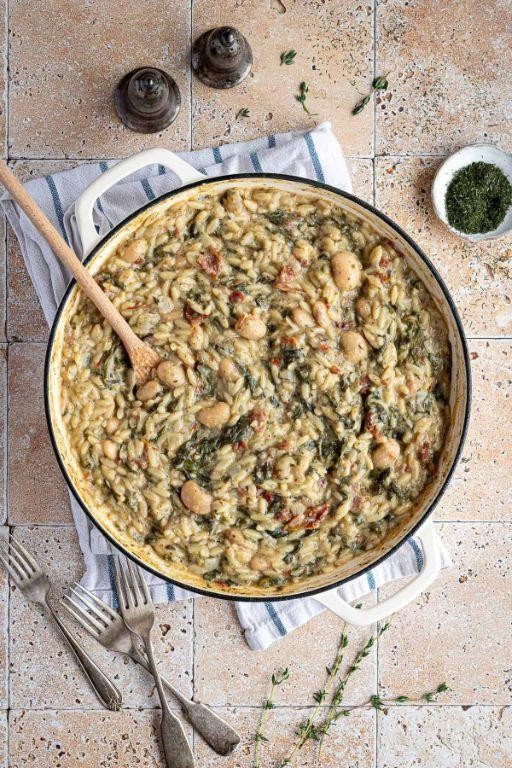 Vegan Orzo with Spinach and Creamy Cashew Sauce