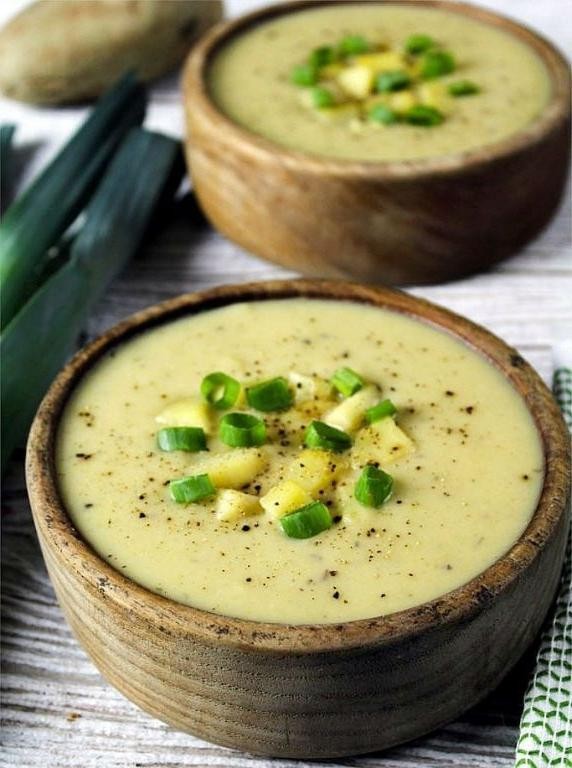 Vegan Potato Leek Soup with Coconut Milk