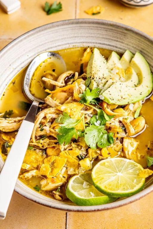 Vegetable-Loaded White Chicken Chili