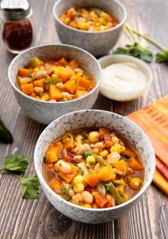 Vegetarian Hominy Chili with Sweet Corn