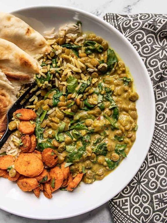 Vegetarian Lentil Curry with Spinach and Coconut