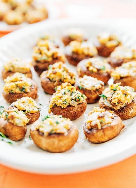 Vegetarian Mushroom and Cheese Stuffed Buns