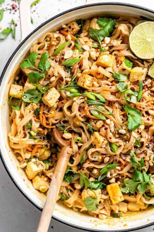 Vegetarian Pad Thai with Tofu