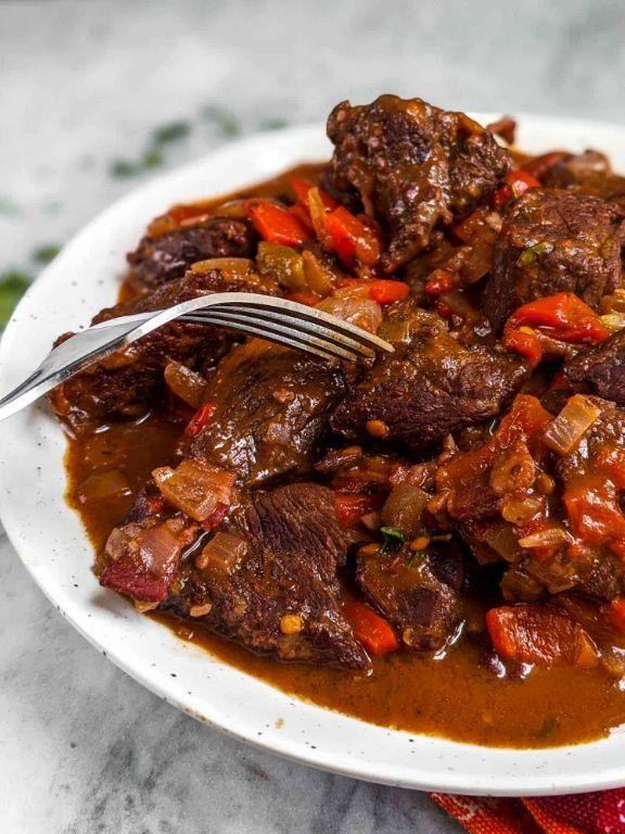 Velvety Red Pepper and Parmesan Beef Stew