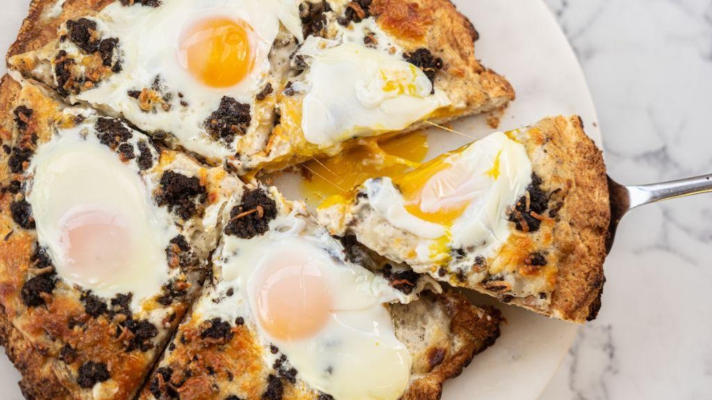 Venison Sausage Breakfast Pizza