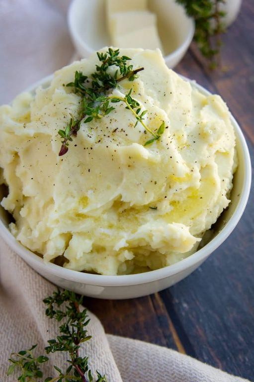 Whipped Yukon Gold Potatoes with Garlic and Thyme