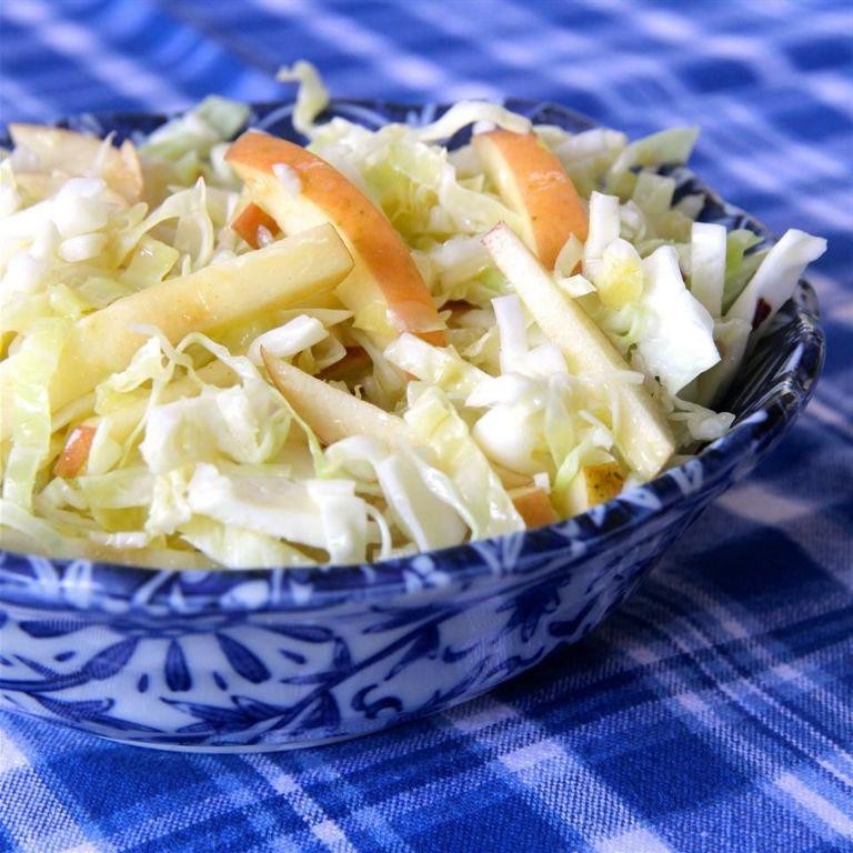White Cabbage and Apple Slaw