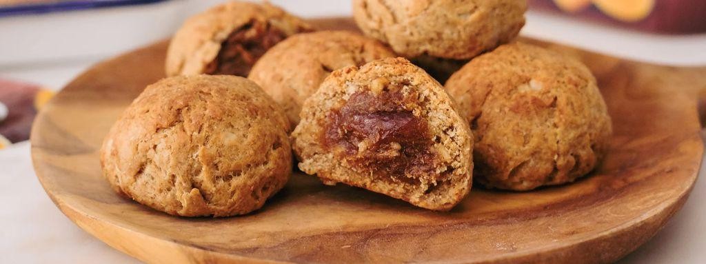 Whole Wheat Date Nut Cookies