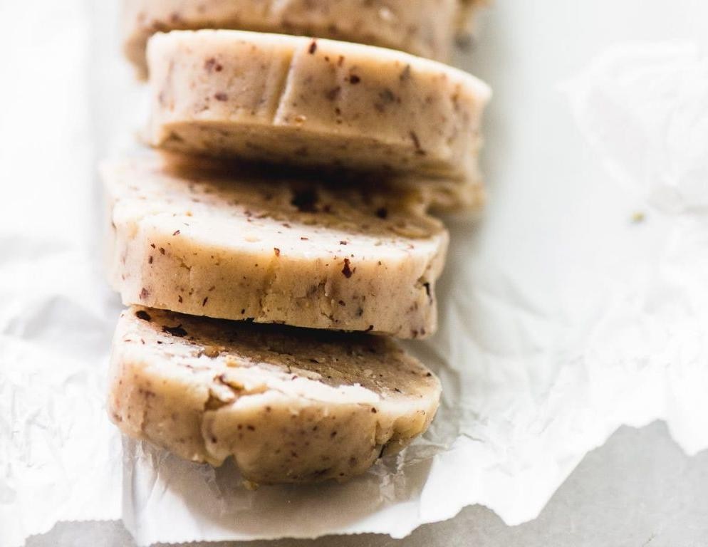 Whole Wheat Hazelnut Sandies