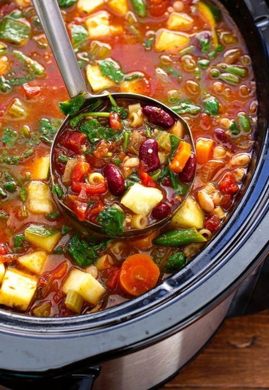 Wholesome Slow Cooker Minestrone Soup