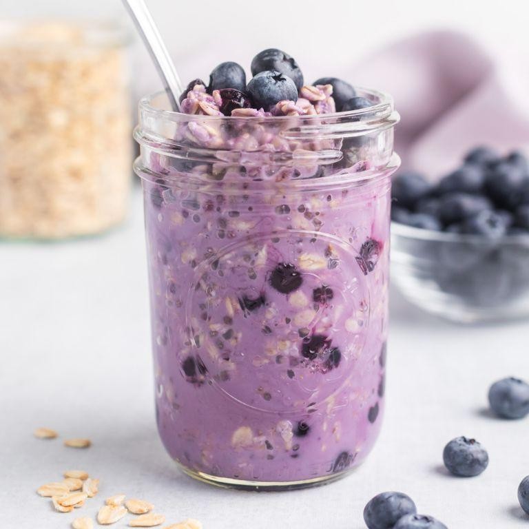 Wild Blueberry Overnight Oats