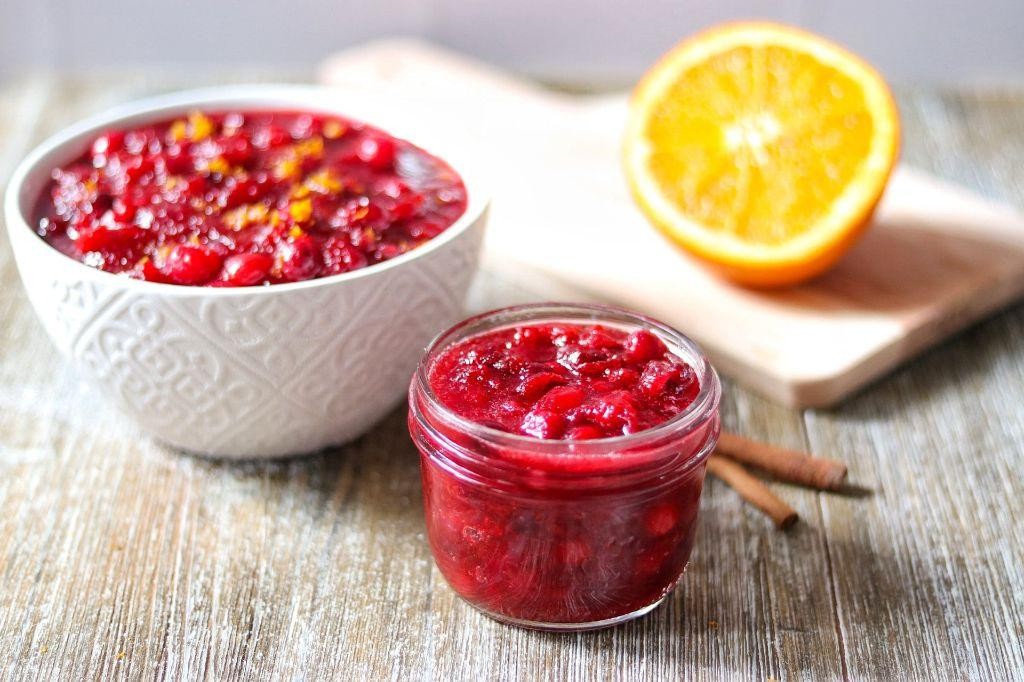 Zesty Cranberry Sauce with Fresh Squeezed Orange