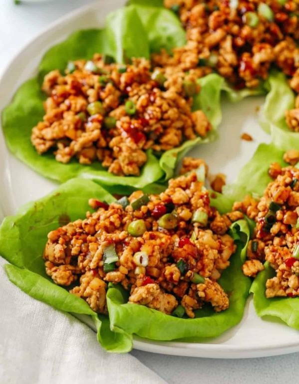 Zesty Ground Turkey Lettuce Wraps