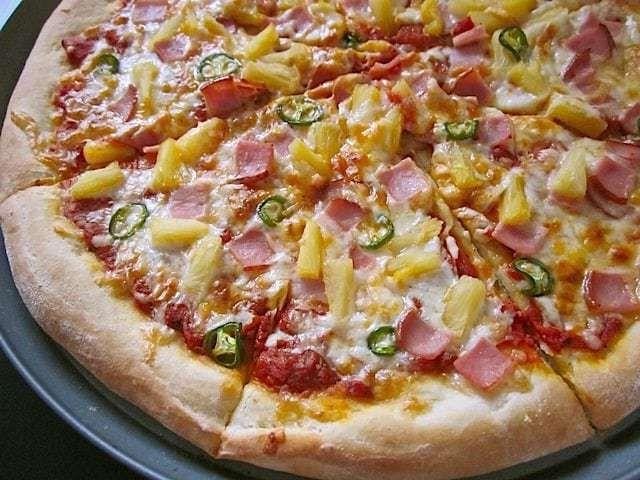 Zesty Ham and Pepper Pizza