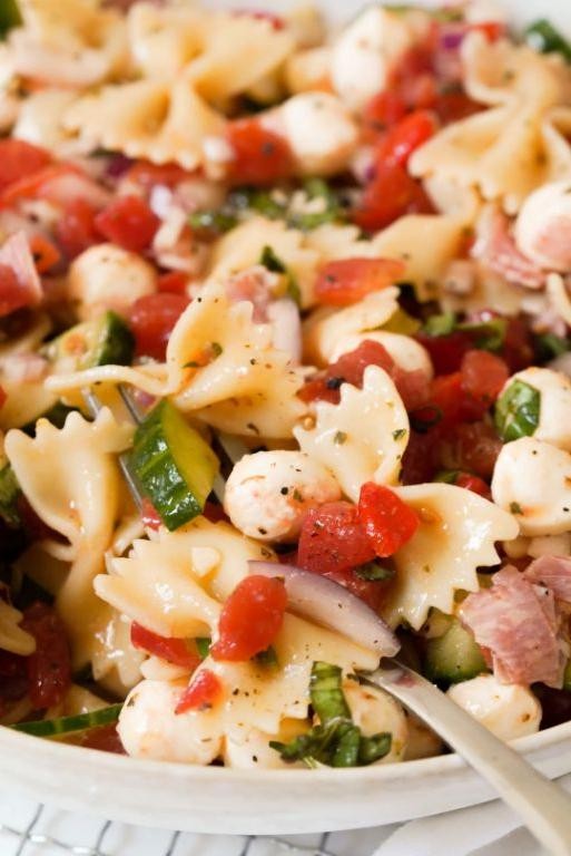 Zesty Italian Bow Tie Salad
