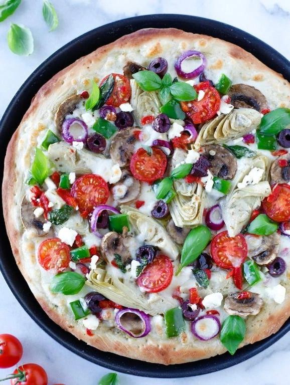 Zesty Mediterranean Veggie Pizza
