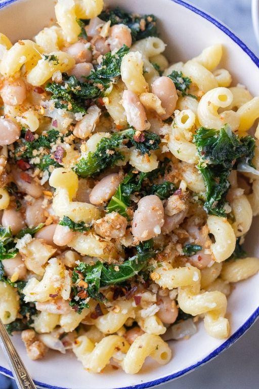 Zesty White Bean and Kale Pasta