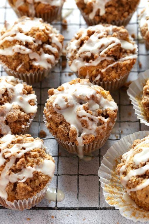 Apple Cinnamon Streusel Muffins