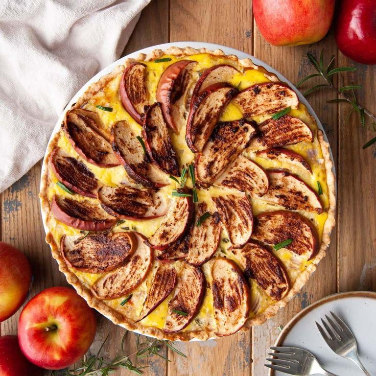 Apple and Cheddar Cheese Quiche