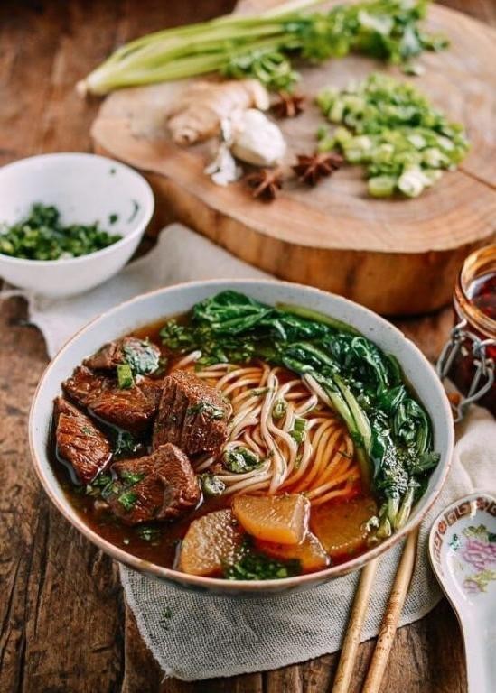 Aromatic Ginger Brisket Noodle Soup