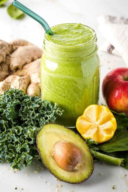 Avocado and Kale Smoothie
