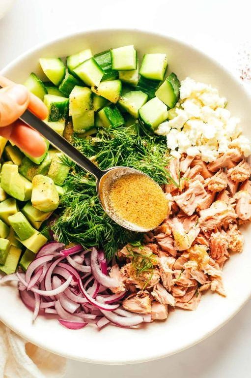 Avocado and Tuna Power Bowl