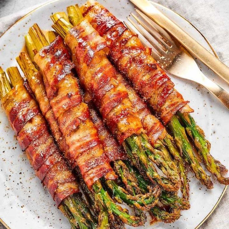 Bacon-Wrapped Asparagus Bundles